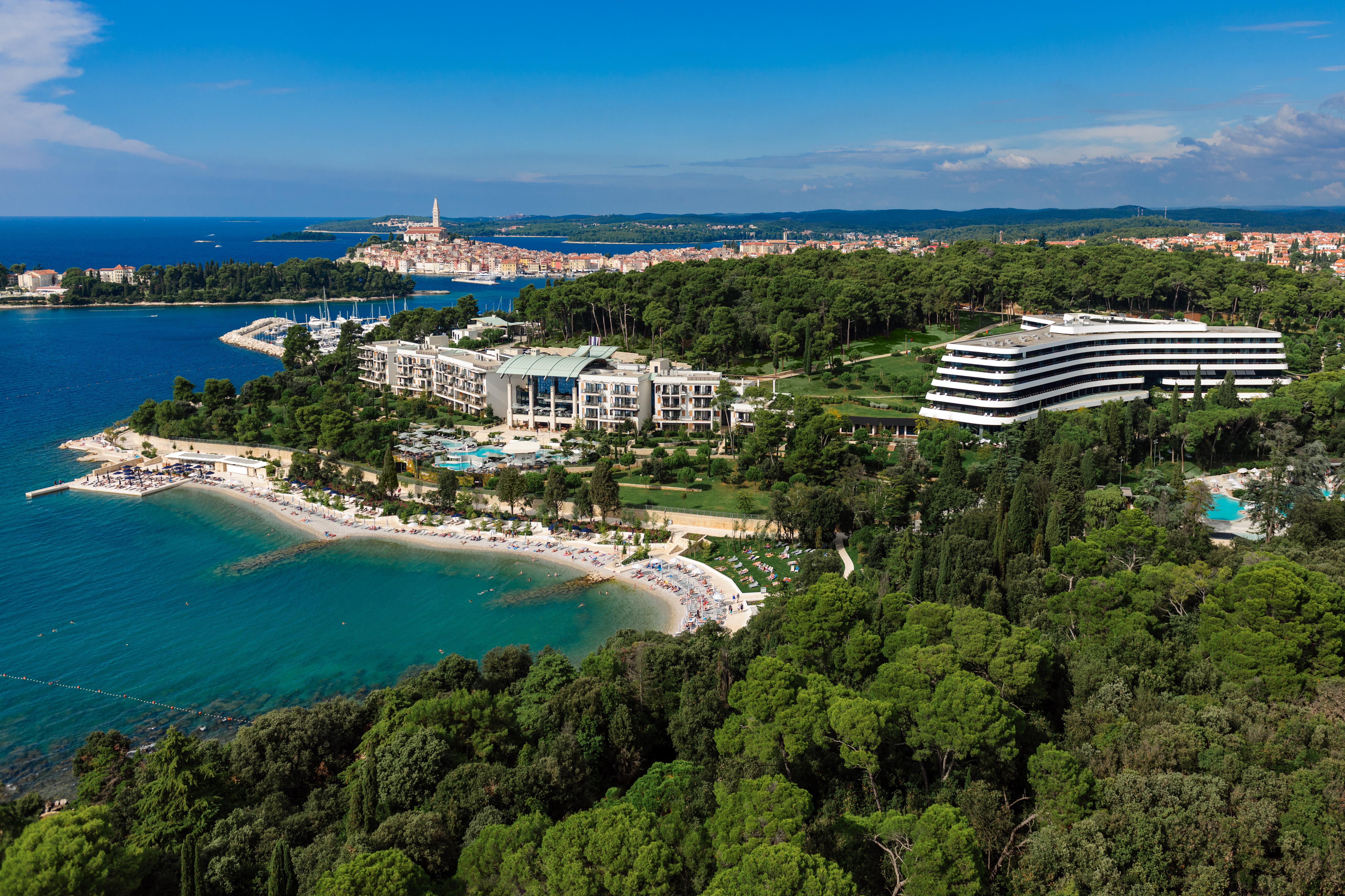 فندق لون روفينج المظهر الخارجي الصورة View of the hotel